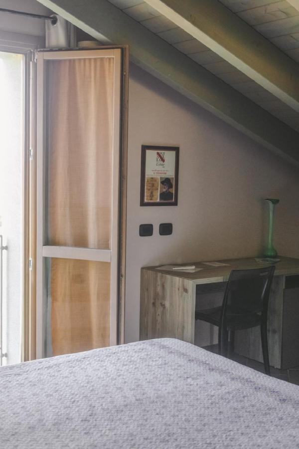 Agriturismo Bassanine Monticelli d'Ongina ภายนอก รูปภาพ